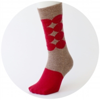 % SOCKS DOT  Red 50% Brown 50%