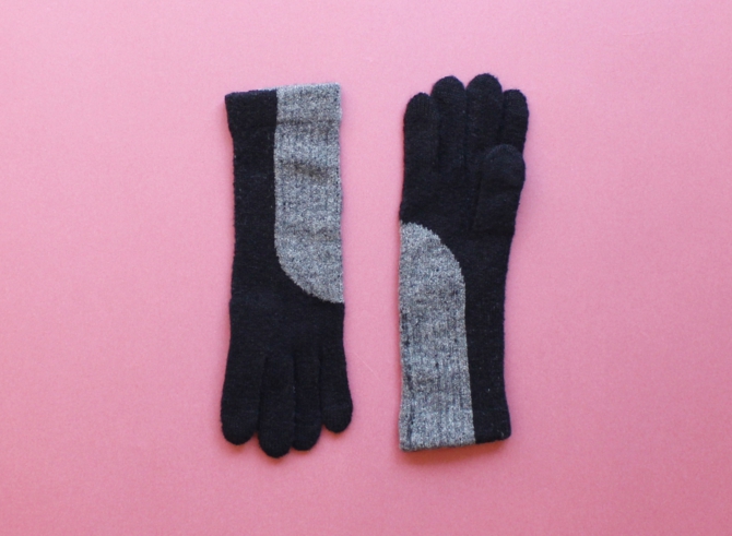 % GLOVES　BLOCK　Black 70%　Gray30%