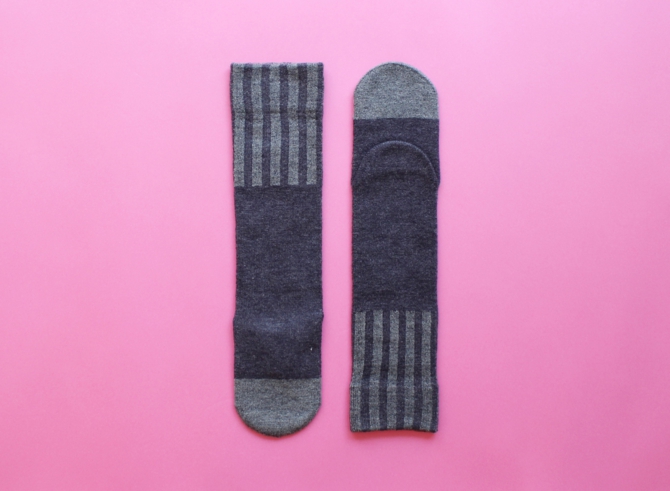 % SOCKS STRIPE Navy 70% Gray 30%