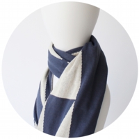 % SCARF POLYGON  Navy 50% Beige 50%