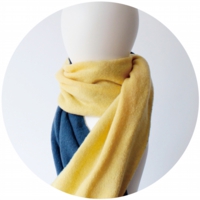 % HOLE SCARF Blue 70% Yellow 50%