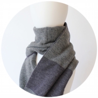 % SCARF STRIPE Navy 50% Gray 50%