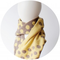 % SCARF DOT Yellow 50% Beige 30%