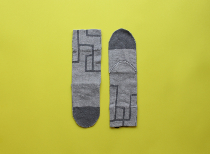 % SOCKS  CONNECT Light gray 90% Gray 10%