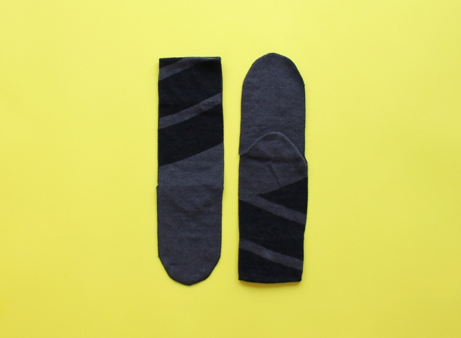 % SOCKS  CONNECT Gray 70% Black 30%