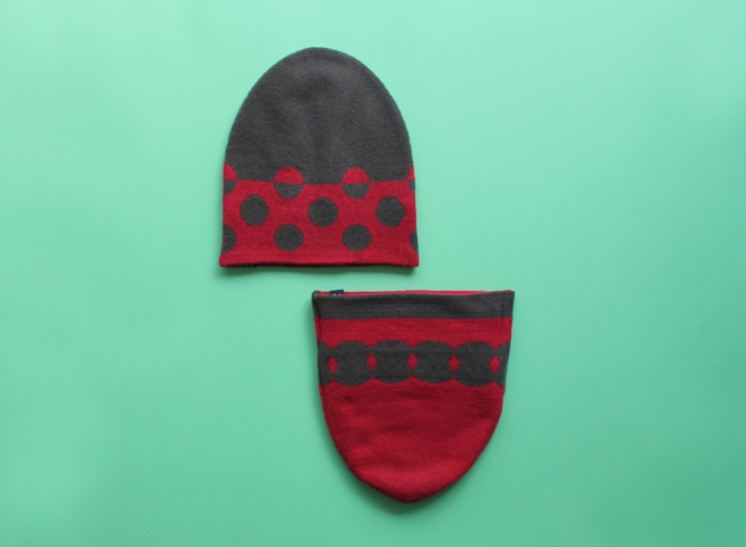 % KNIT CAP DOT Dark gray 80% Red 20%